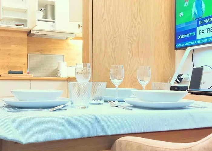 Ih Apartments, Studios&suites Pensión 4*